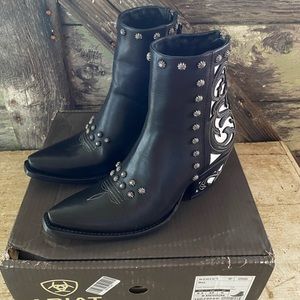 Women’s Ariat Booties